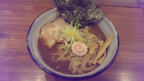「煮干しラーメン、大盛」@煮干し らーめん てのごい屋 生田店の写真