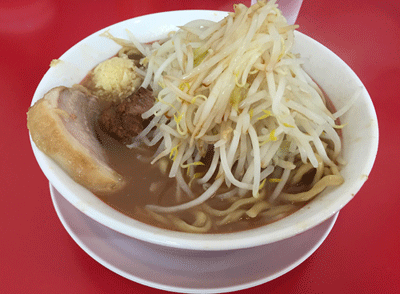 「ラーメン（730円）」@鷹の目 獨協大学前本店の写真