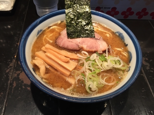 「ラーメン」@めん徳二代目つじ田 麹町店の写真