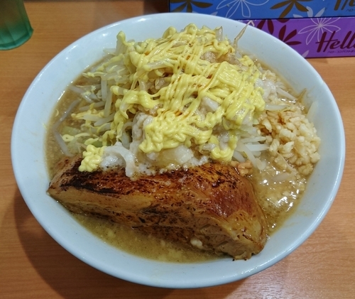 「デカ豚らーめん　850円」@らーめん忍者の写真
