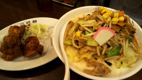 「タンメン＋カラアゲのセット　900円」@濃厚タンメン 三男坊の写真