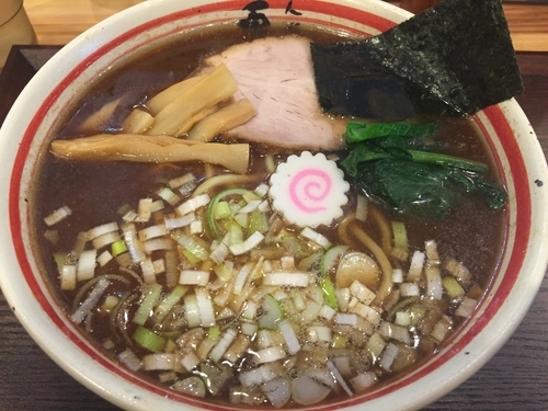 「ラーメン（中）（880円）」@人形町 兎屋の写真