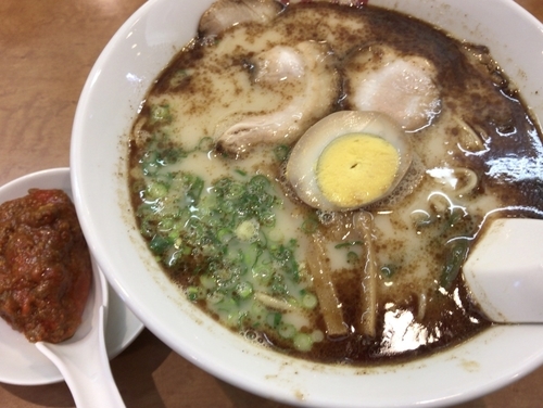 「桂花ラーメン650円＋激辛ダレ150円」@桂花ラーメン 本店の写真