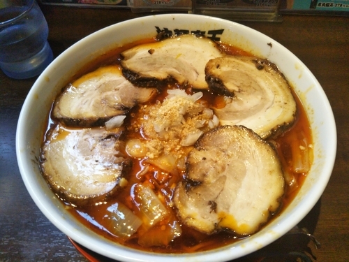 「帝王ラーメン大盛チャーシュートッピング　1110円」@激辛ラーメンの拉麺帝王の写真