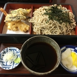 天ざる大盛り(1250+250)円