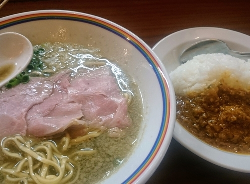 「ラーメン＋気まぐれカレー（２００円）」@ラーメン暁（＾＾）の写真