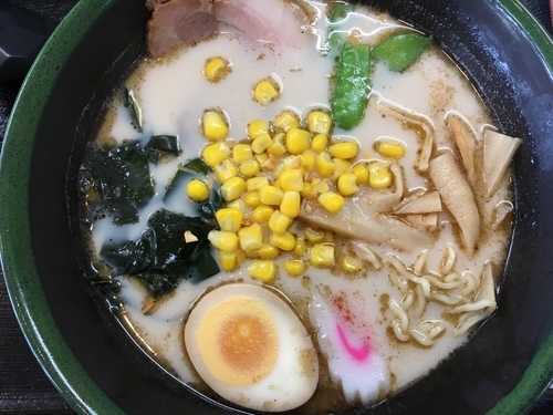 「博多物語 940円」@かっぺらあめん 金沢店の写真