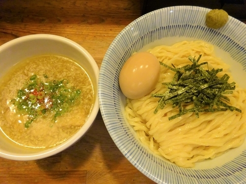 「淡麗塩つけ麺 800円 ＋ 半熟味玉 （VIPカード利用）」@塩つけ麺 灯花の写真