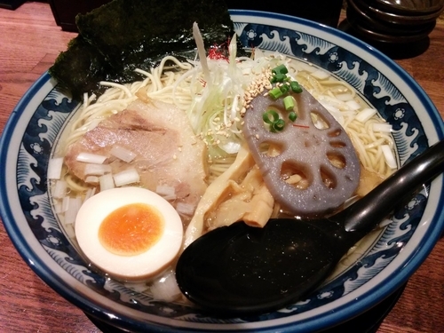 「ひのでやラーメン  大盛」@和風楽麺 四代目 ひのでやの写真