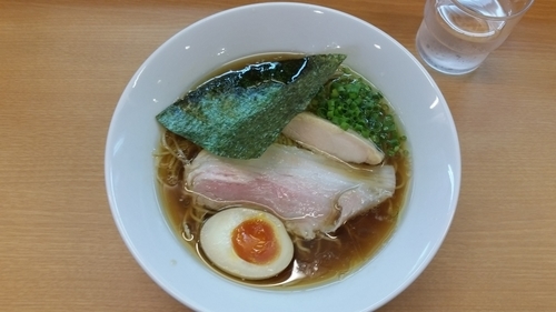 「中華そば¥780」@麺処ろくめいの写真