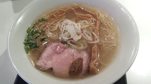 「塩そば850円」@SOBAHOUSE金色不如帰の写真