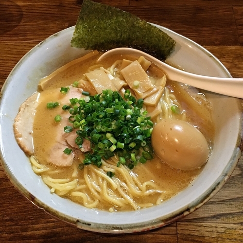 「らーめん(大盛)￥７５０＋味玉￥１００」@風雲児の写真