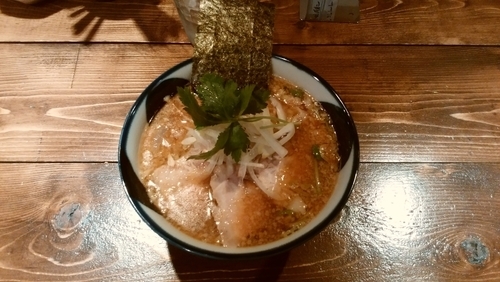 「新潟風煮干そば大盛」@神田とりそば なな蓮の写真