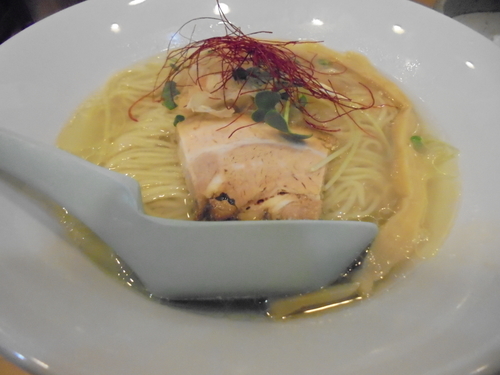 「【限定】鶏清湯塩　～鮭節と共に～　８６０円」@麺場 鶏源 TORIGEN 黄金町店の写真