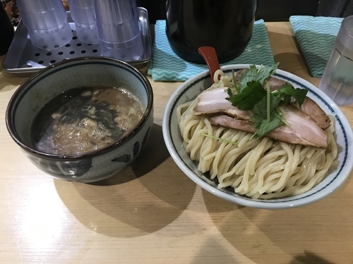 「濃厚煮干つけ麺 大盛」@煮干麺 月と鼈の写真