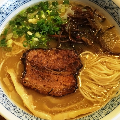 「牛骨ラーメン（牛チャーシュー）」@ラーメン礼の写真