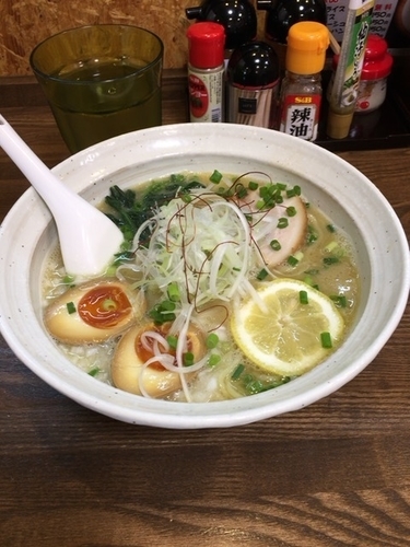 「鶏白湯ラーメン塩」@大葉の写真
