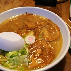 チャーシュー麺大盛