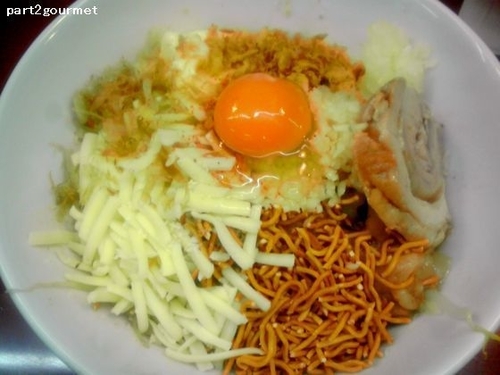 「小まぜそば+たまねぎ 「全部」(850円)」@ジラフの写真