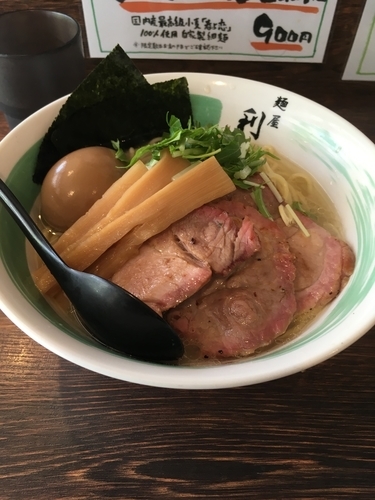 「鶏そば」@自家製麺 麺屋 利八の写真