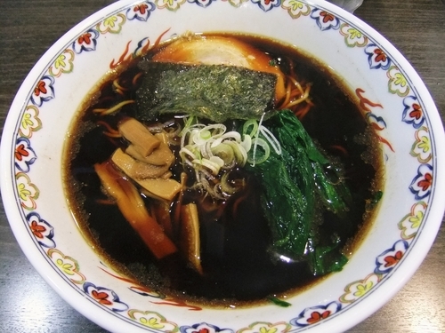 「盛岡醤油老麺（670円）」@松虎亭の写真