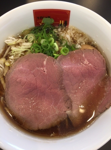 「贅沢醤油らぁ麺」@牛骨らぁ麺マタドール ANNEXの写真