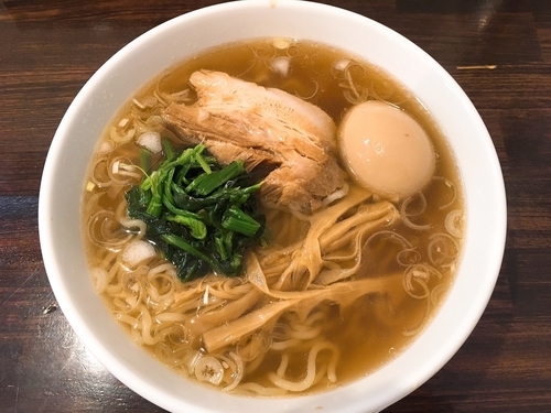 「中華そば(並)＋味玉 750円」@麺屋 亀城の写真