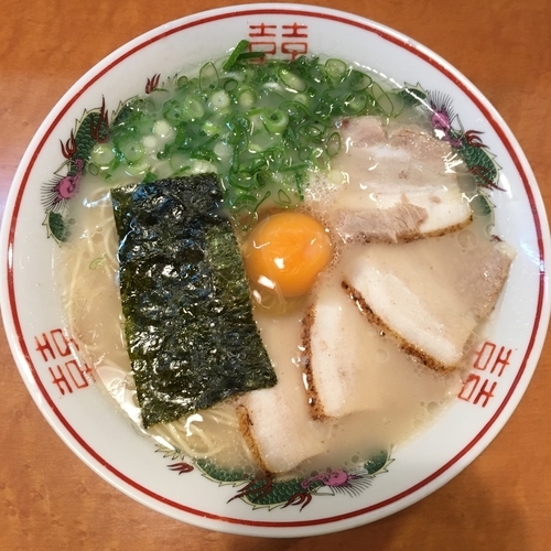 「ラーメン (700円) 玉子 (100円)」@一休軒 広島本店の写真