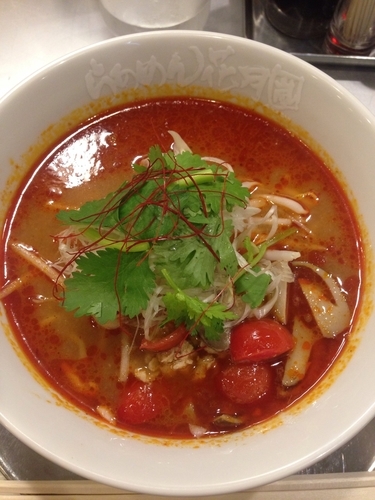 「トムヤムパクチーエスニックラーメン」@らあめん花月嵐 田名店の写真