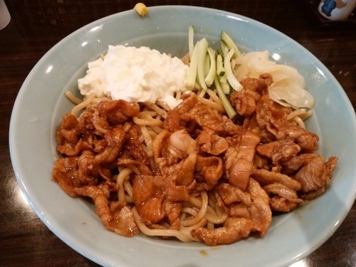 「冷やし中華（小）」@立川マシマシ 8号店の写真