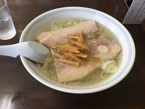 「塩とんとん麺」@とんとんの写真