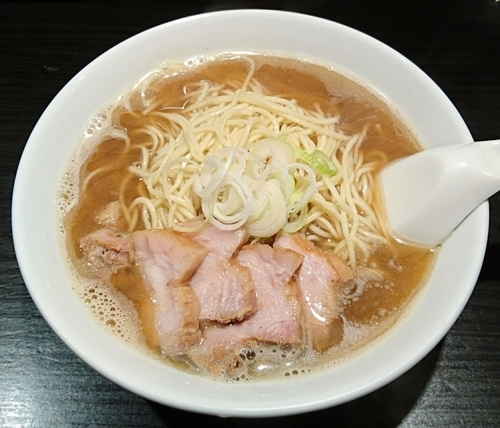 「肉そば(中)」@自家製麺 伊藤 銀座店の写真