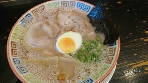 「昔ラーメン」@大砲ラーメン 天神今泉店の写真