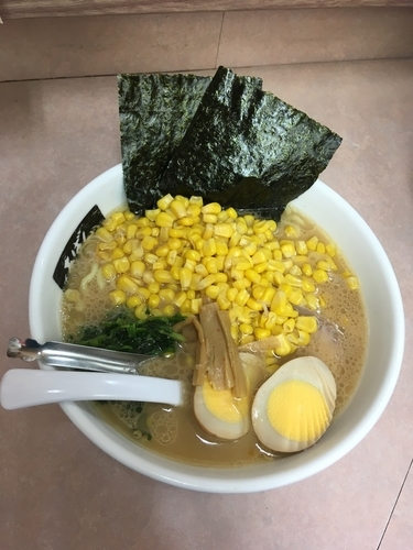 「あばんラーメン 730 コーン 130円」@横浜ラーメン あばん 上尾西口駅前店の写真