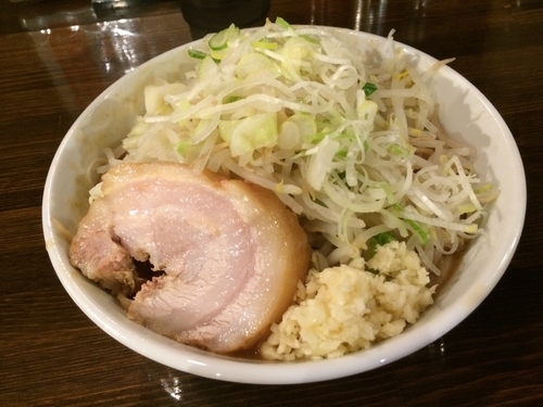 「ラーメン豚1枚」@ちばから 渋谷道玄坂店の写真