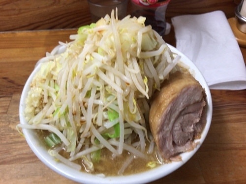 「中ラーメン ヤサイニンニク」@ハイマウントの写真