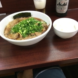 肉そば ライス付き  醤油 850円
