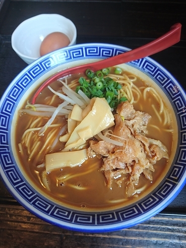 「中華そば 700円 大盛 生卵(サービス)」@中華そばJACの写真