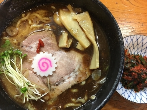 「ラーメン 730円(ニラキムチ+100円)」@麺屋 渡来人(Try-Jin)の写真