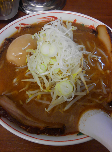 「味噌らーめん 煮卵」@自家製麺☆宇都宮餃子 こむさしの写真