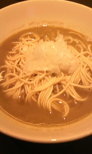 「かけそば　塩」@煮干乱舞の写真