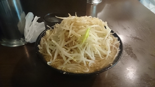 「麺増し・大(ヤサイカラメ)￥８３０」@ラーメン二郎 JR西口蒲田店の写真