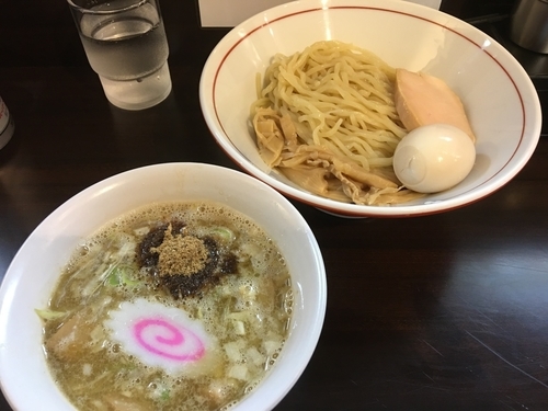 「つけ麺 800円 味玉 100円 缶ビールその他」@麺 ひばりの写真