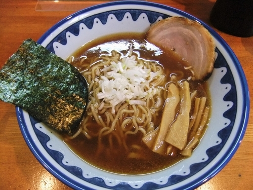 「醤油らーめん（700円）」@めんや友絆の写真