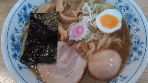 「ラーメン（大）+味玉（月曜サービス）」@新橋 大勝軒の写真