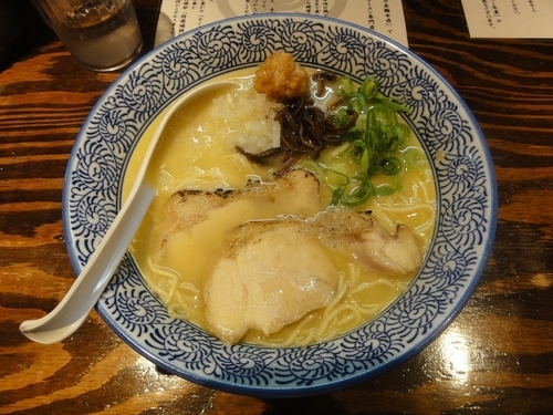「濃厚鶏白湯ラーメン（白）」@濃厚鶏白湯ラーメン 美空の写真