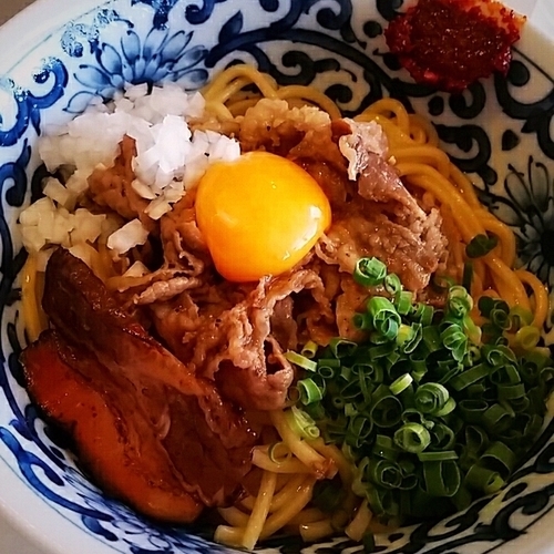 「牛肉まぜそば ７００円」@ラーメン礼の写真