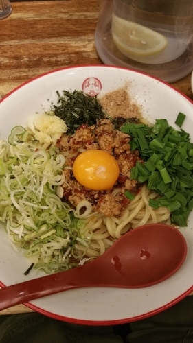「まぜそば」@つけ麺専門店 三田製麺所 有楽町店の写真