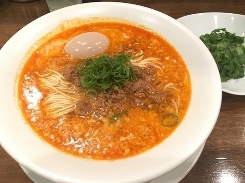 「担担麺 (￥850)  with パクチー (￥100）」@創作麺工房 鳴龍の写真