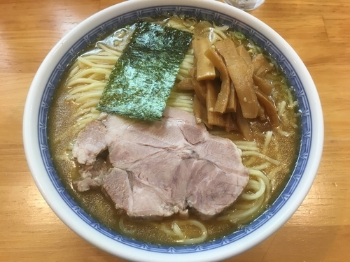「新・塩ラーメン900円（中盛り350ｇ）」@自家製中華そば としおかの写真